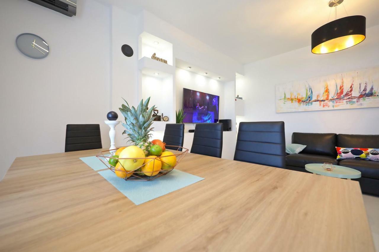 Perla Holiday home *
